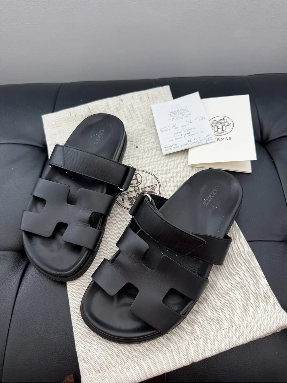 Hermès Chypre  Black Leather Sandals, Size 37 (US7)